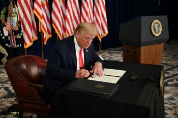 Trump signs orders extending monetary relief for Americans