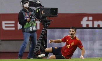 Spain hammer Germany 6-0 to attain Nations League final four