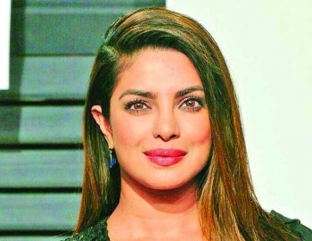 Priyanka discusses favouritism in Bollywood