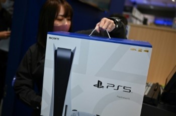UK gamers and politicians take aim at console 'scalpers'
