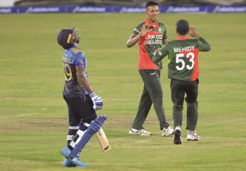 Tigers eyesight maiden series gain against SL