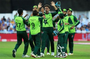 Babar leads Pakistan to T20 win over England despite Livingstone ton