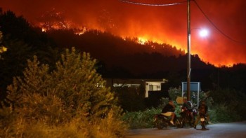 Greece sees 'nightmarish summer' of forest fires