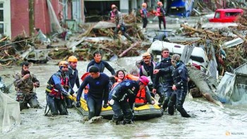 Turkey floods: Death toll near Black Sea rises to 27
