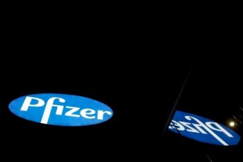 Pfizer starts large trial for anti-COVID pill