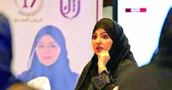 Qatari women take careful steps at first polls