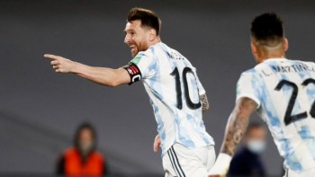 Messi scores unusual goal as Argentina beat Uruguay