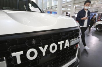 Toyota testing hydrogen combustion engines in race cars