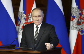 Putin blames West for tensions; demands security guarantees