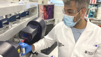 Covid: Australian trial tests blood thinner as nasal spray