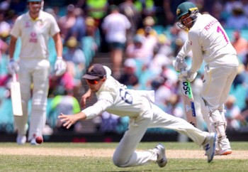 England face testing final day in Sydney in battle to avoid Ashes whitewash