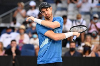 Andy Murray out of Australian Open after straight-sets defeat to qualifier Taro Daniel