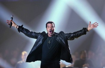 Lionel Richie cancels European tour shows owing to Covid-19