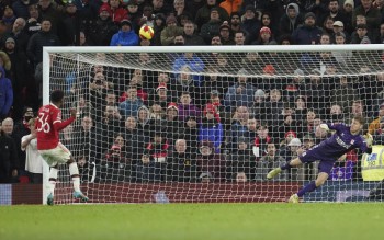Manchester United knocked out of FA Cup by Boro after penalty shootout