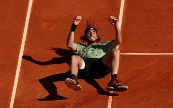 Stefanos Tsitsipas thrilled by rowdy crowd as he defends Monte Carlo title