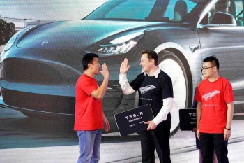 Tesla deliveries fall for the first time in two years