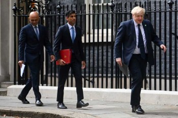 In major blow, 2 key ministers quit Boris Johnson's government