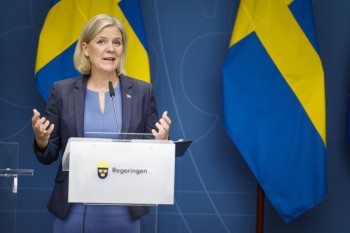 Swedish PM formally resigns after right-wing bloc wins vote
