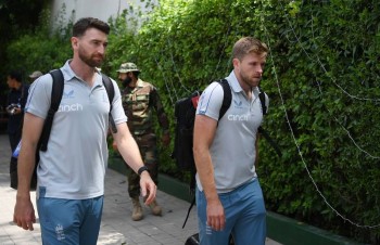 England cricketers arrive in Karachi for first Pakistan tour since 2005 - in pictures