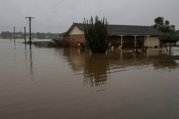 Australia's floods: Why the country is battling weather again