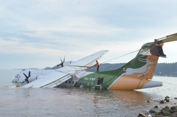 Plane crashes into Lake Victoria in Tanzania