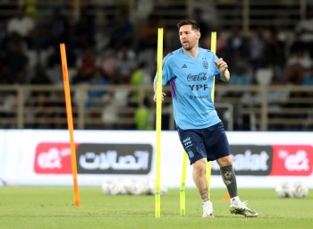 Lionel Messi trains with Argentina ahead of friendly match against UAE
