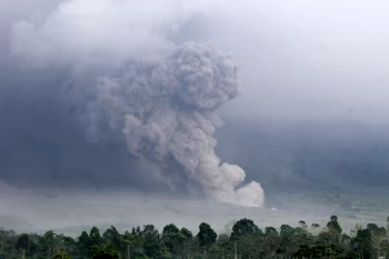 Indonesia’s Mount Semeru unleashes ash and rivers of lava