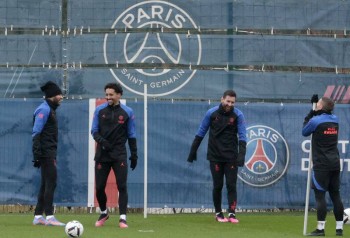 PSG hope fans show Lionel Messi love despite crushing French World Cup dreams