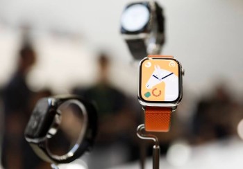Apple Watch Series 9 review: Double-tap your way through a brighter view