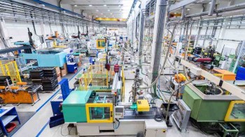 Evolution in Plastic Molding Machinery Reshapes Industrial Landscape