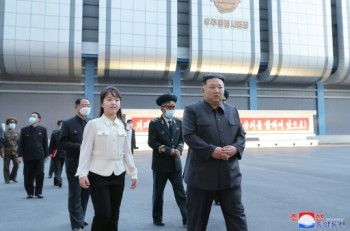 Kim orders launch of North Korea's first spy satellite